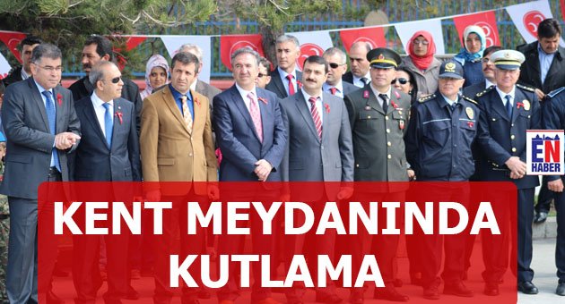 Kent Meydanında Kutlama