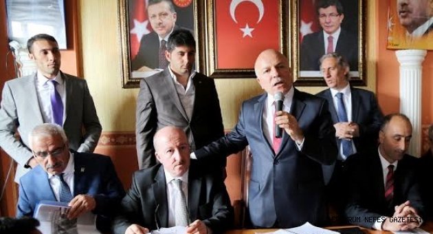 Sekmen Çat'ın Muhtarlarını Dinledi