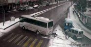 Erzurum'da Yolar Buz Pistine Döndü