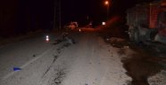 Oltu'da Trafik Kazası, 1 Ölü, 1 Yaralı