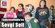 Taşkesenlioğlu Çocuklarla Buluştu