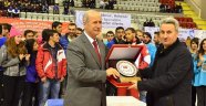 ÜNİLİG'de Kupa Heyecanı