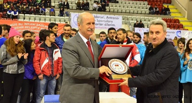 ÜNİLİG'de Kupa Heyecanı
